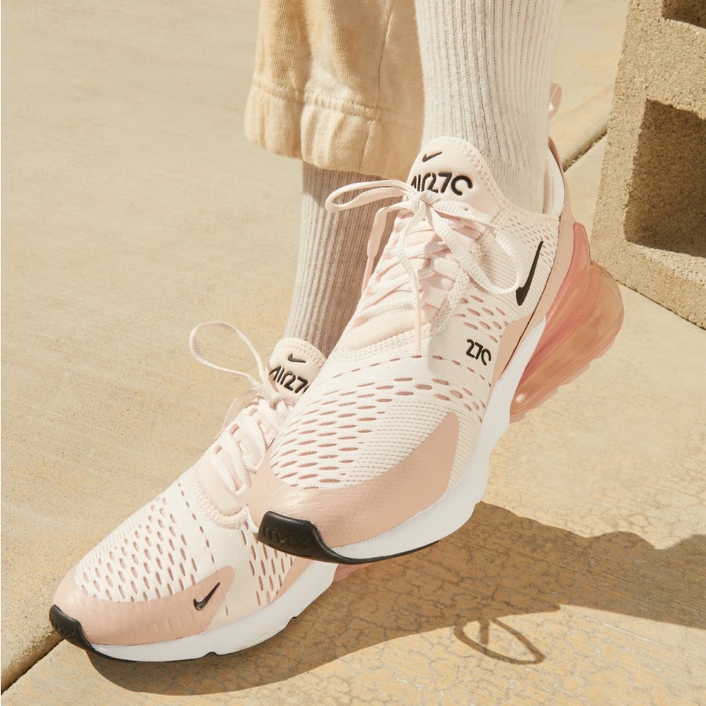 New Nike  Air Max 270 Sneakers